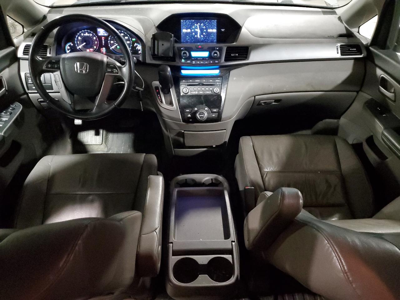 2011 Honda Odyssey - Image 8