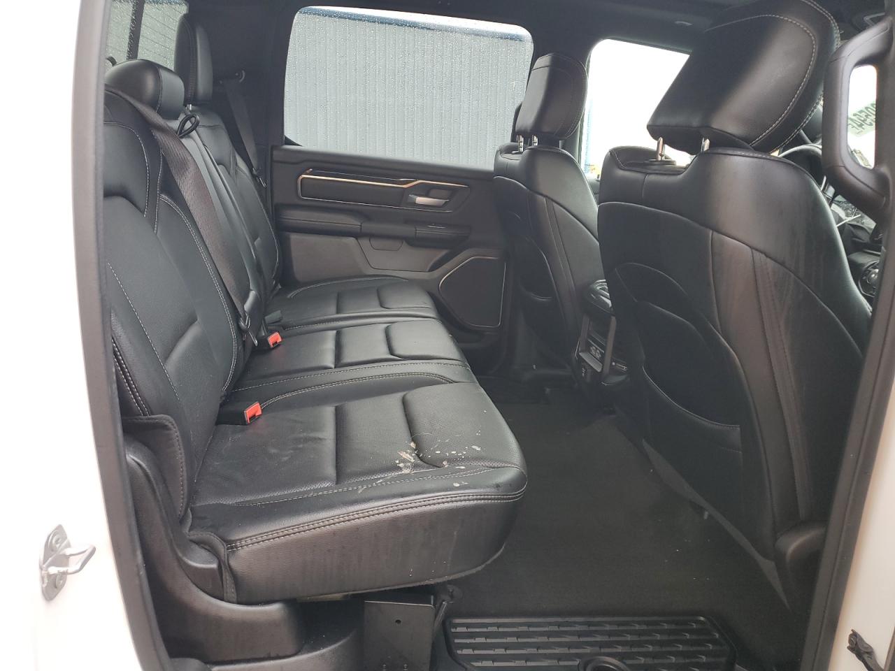 2021 RAM 1500 - Image 11