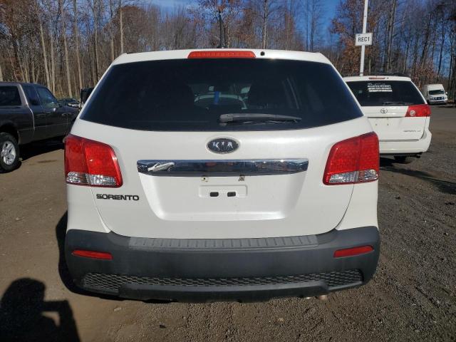 Паркетники KIA SORENTO 2013 Белый