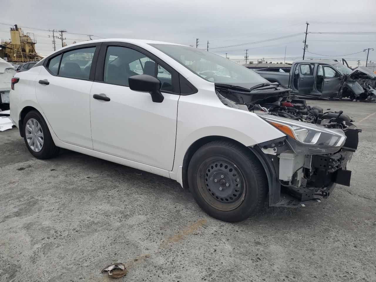 VIN 3N1CN8DV4ML892591 2021 NISSAN VERSA no.4