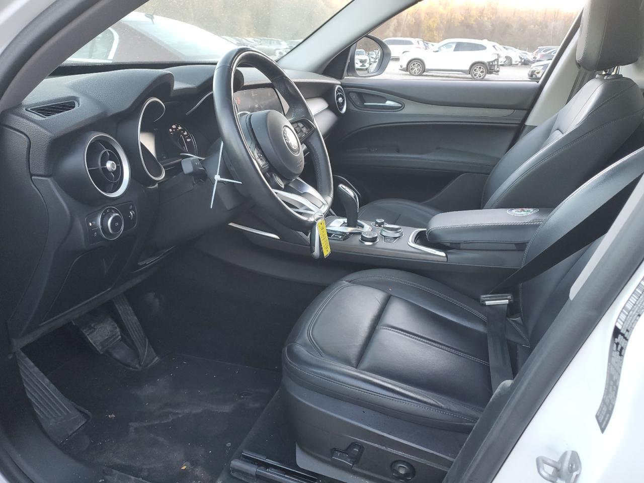 2020 Alfa Romeo Stelvio - Image 7
