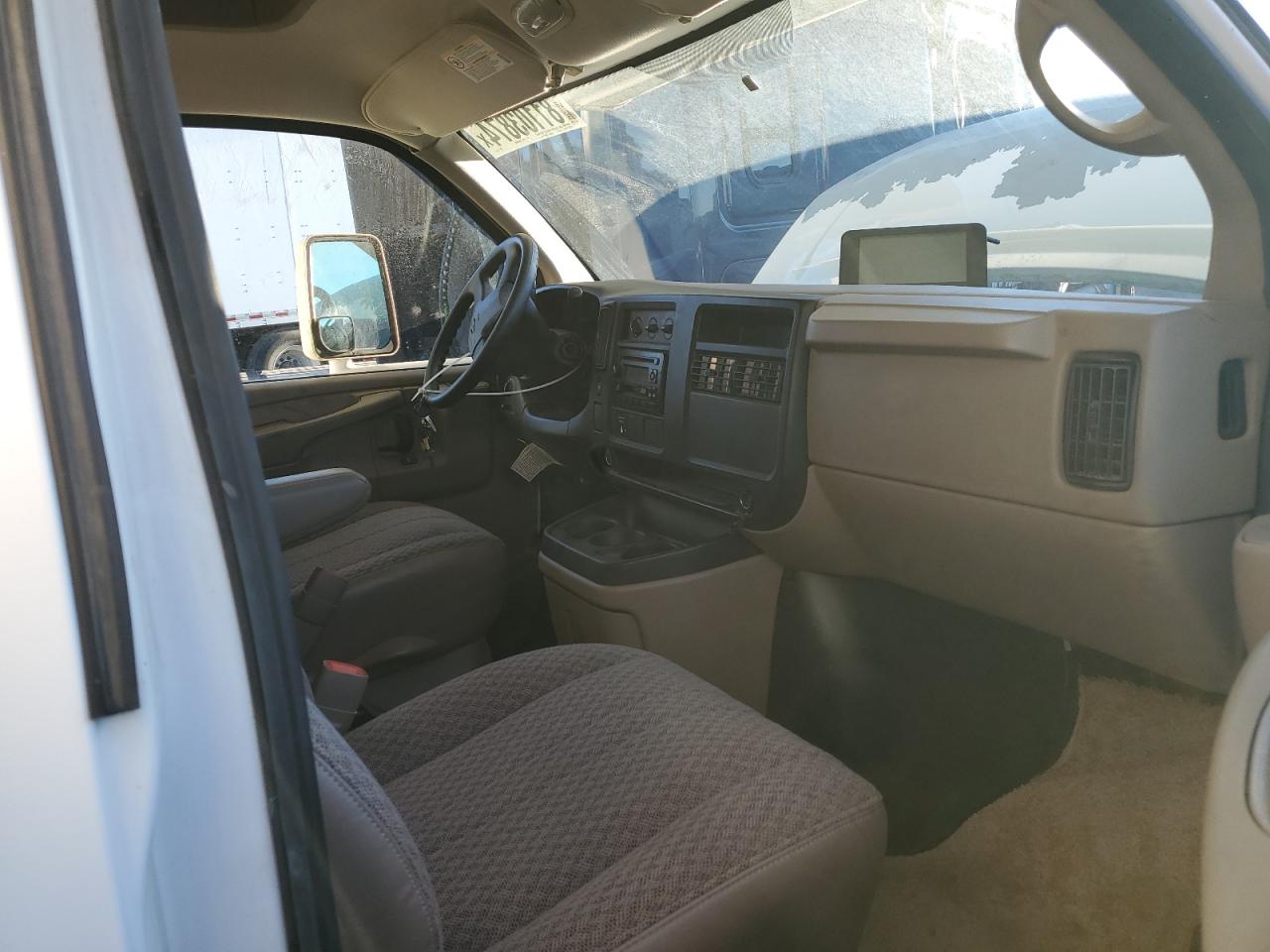 2006 Chevrolet Express G3500 VIN: 1GBJG31U86111071 Lot: 81103874