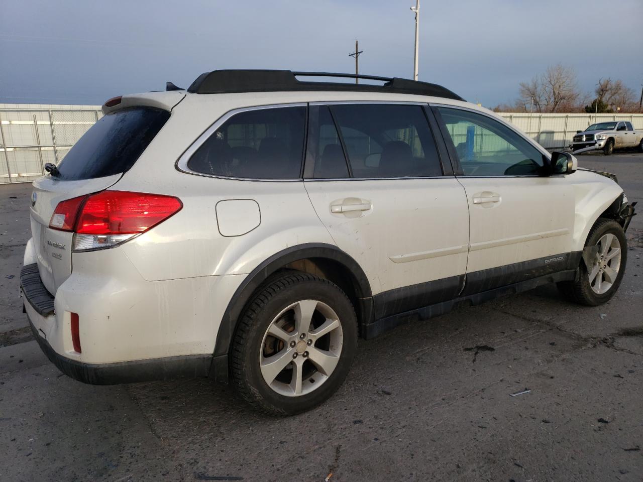 VIN 4S4BRBDC9E3288617 2014 SUBARU OUTBACK no.3