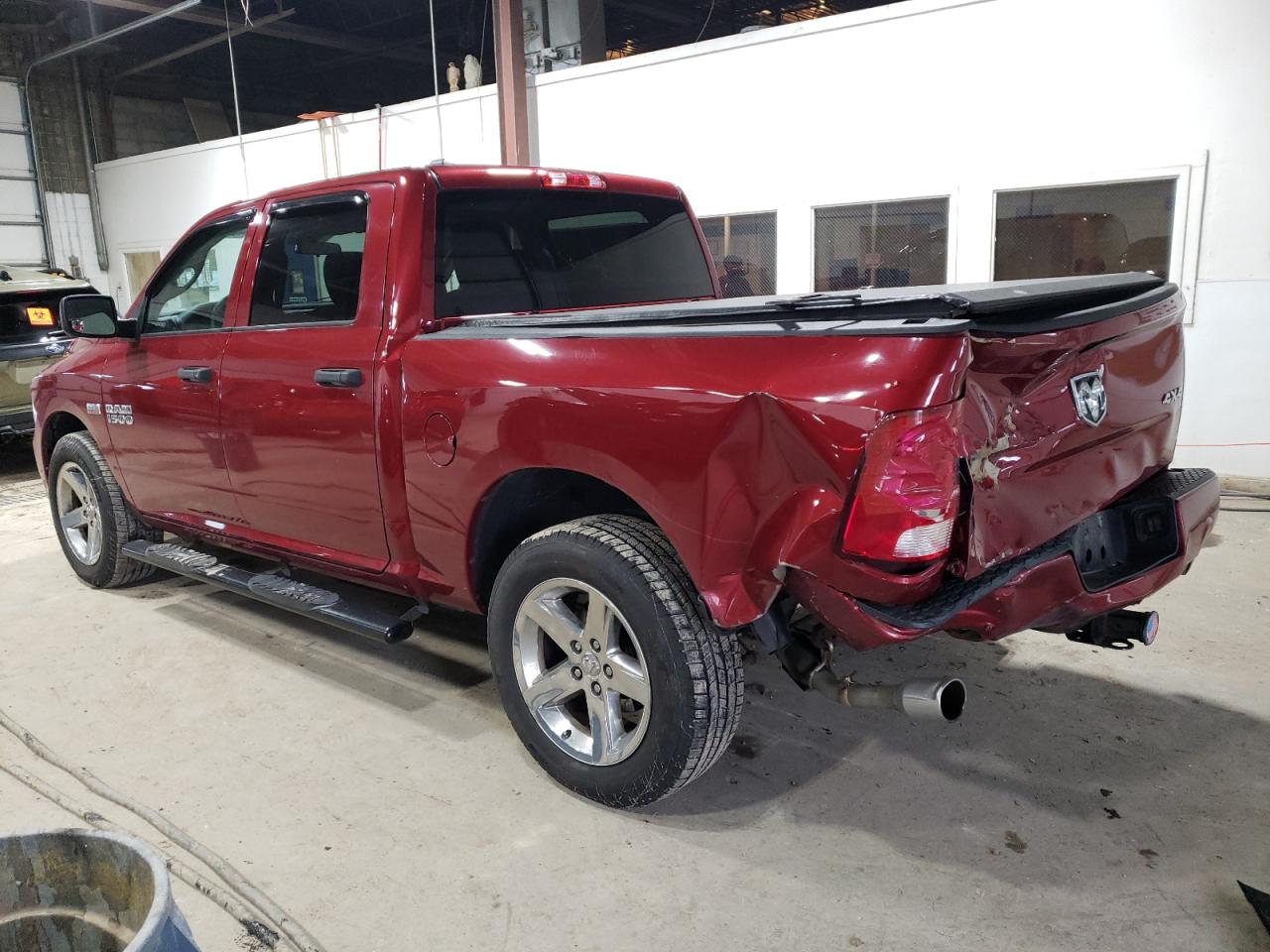 2015 RAM 1500 - Image 2