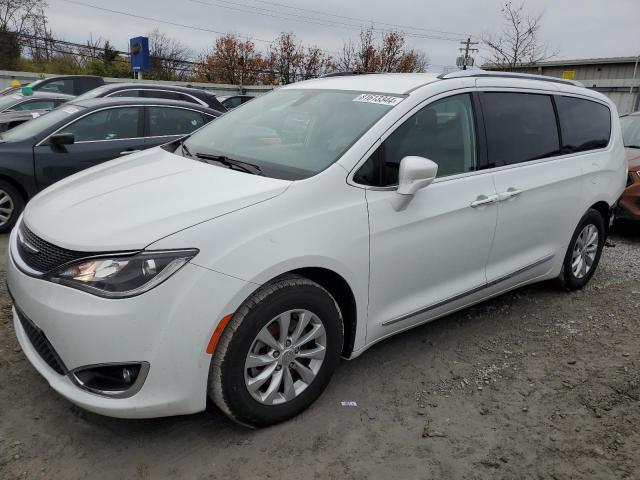  CHRYSLER PACIFICA 2018 Белы