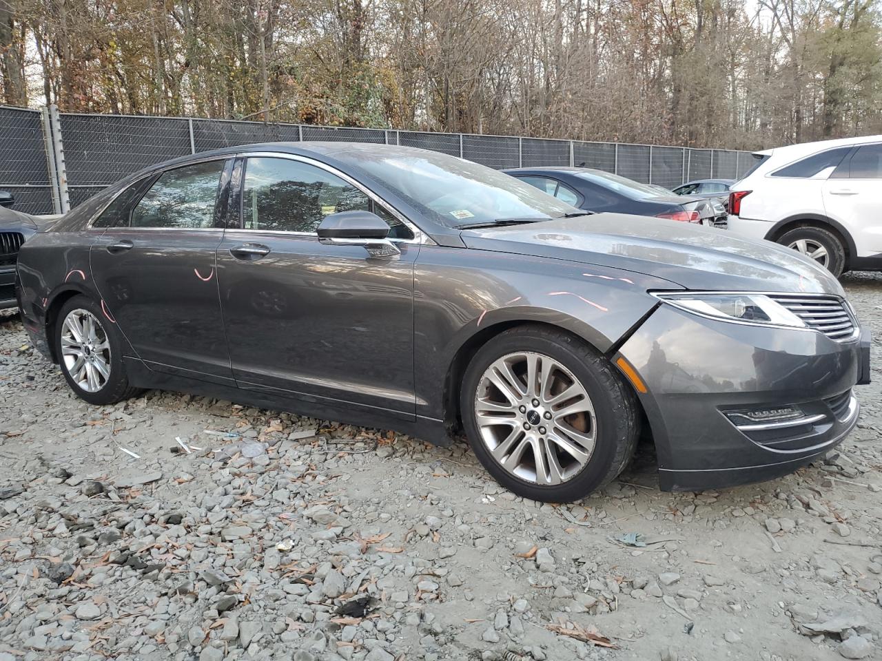 2015 Lincoln MKZ - Image 4