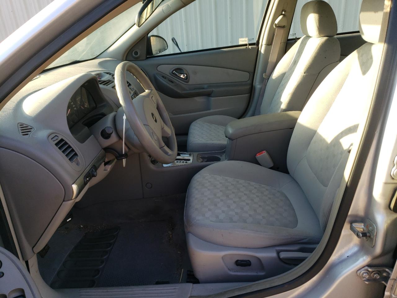 2005 Chevrolet Malibu - Image 7