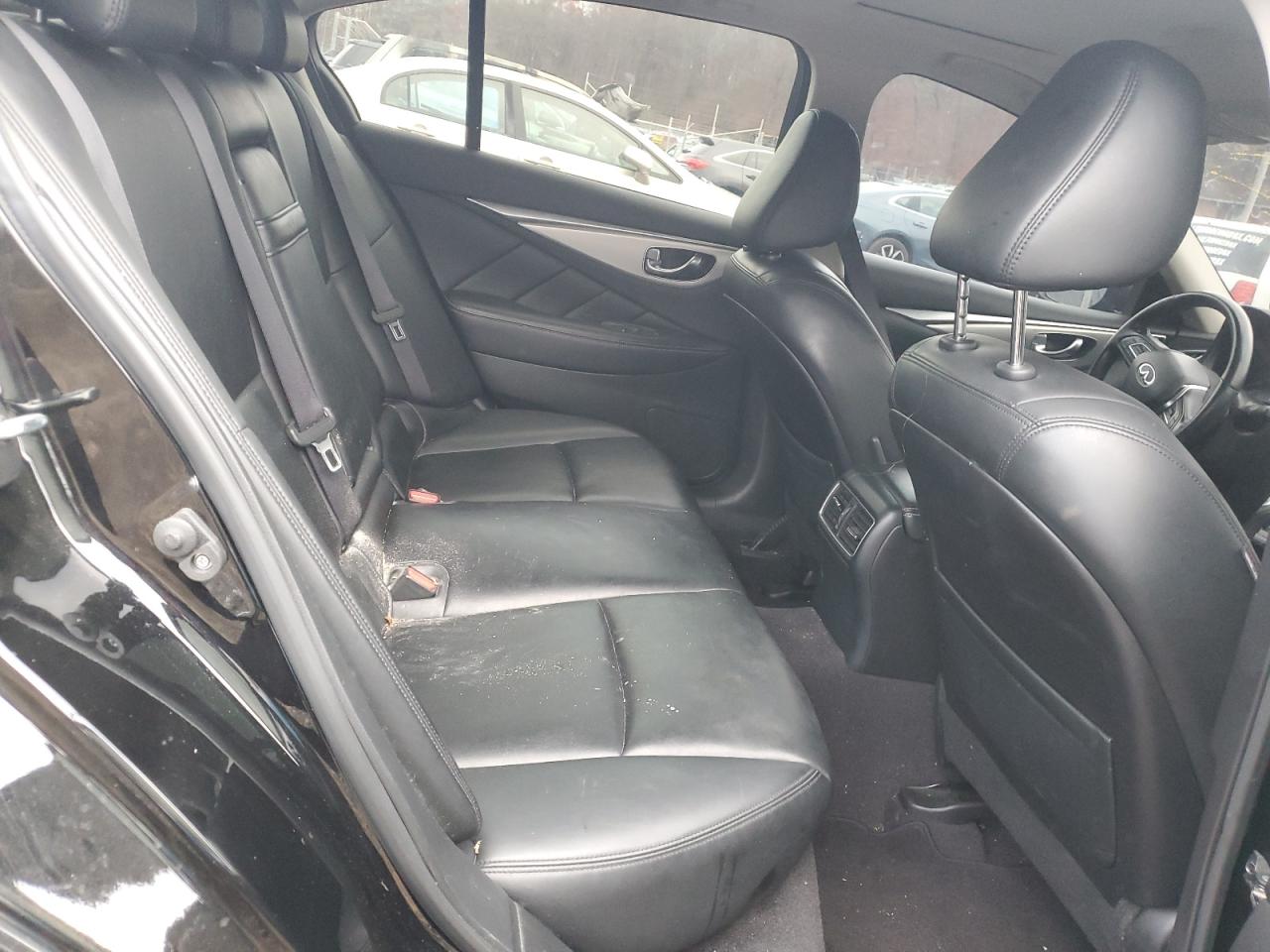 2021 Infiniti Q50 - Image 10
