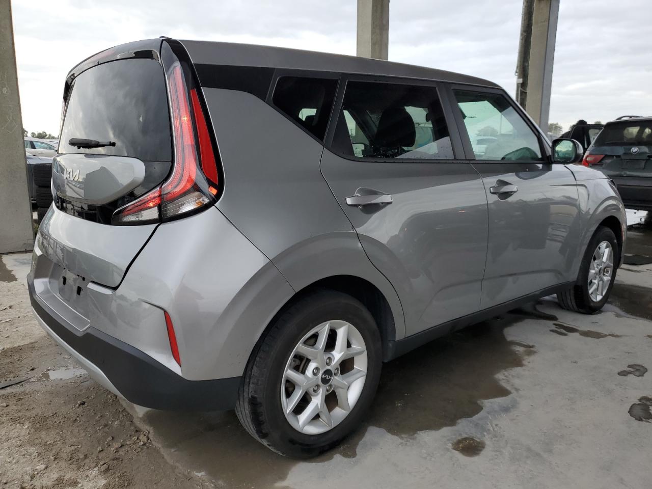 2023 Kia Soul - Image 3