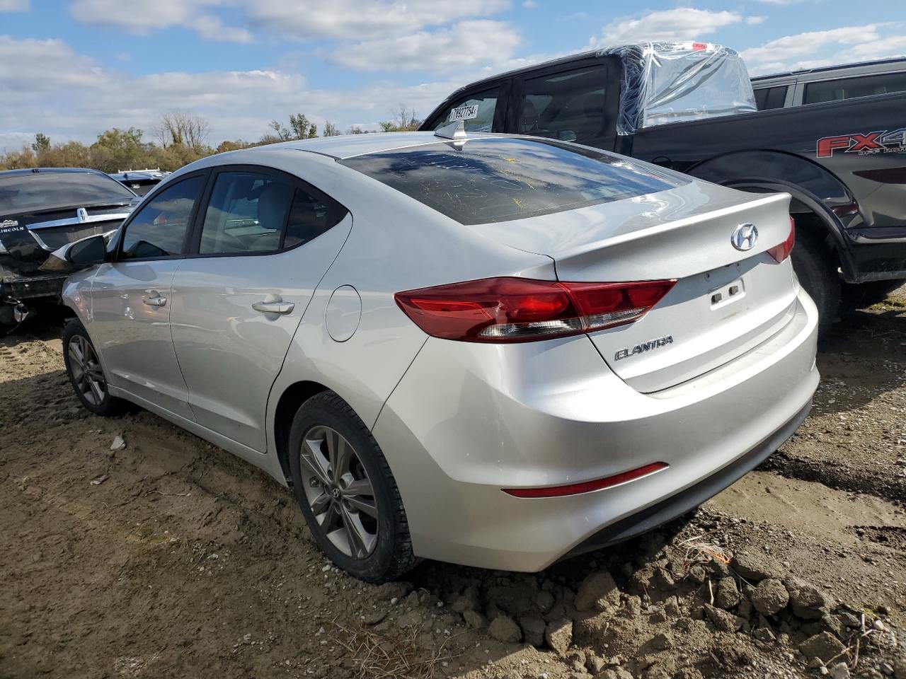 2018 Hyundai Elantra - Image 2