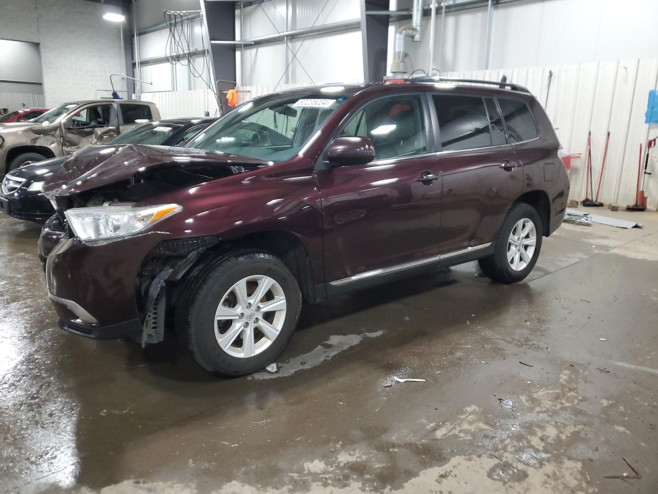 2013 TOYOTA HIGHLANDER