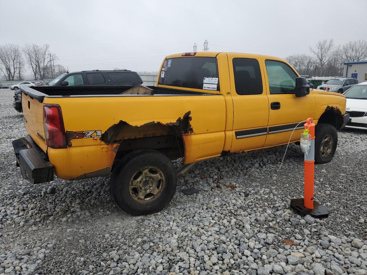 2003 Chevrolet Silverado - Image 3