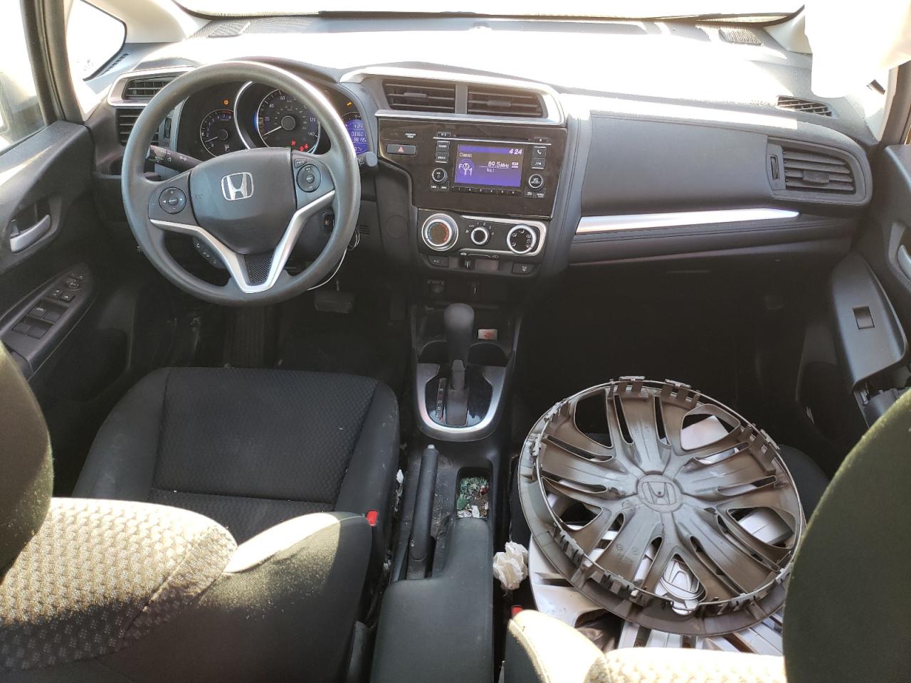 VIN 3HGGK5H44KM753027 2019 HONDA FIT no.8