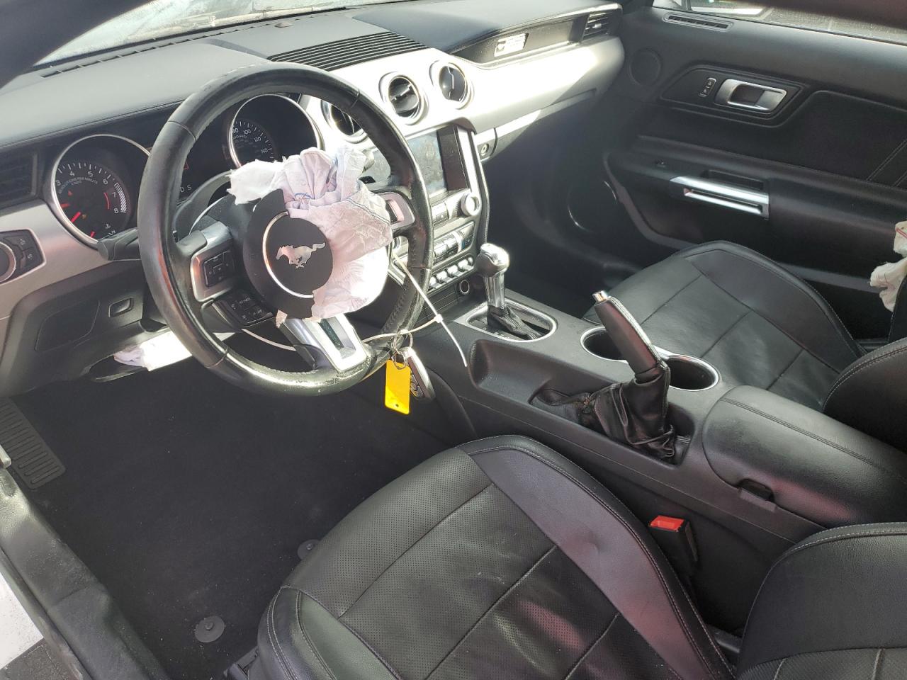 2020 Ford Mustang - Image 8