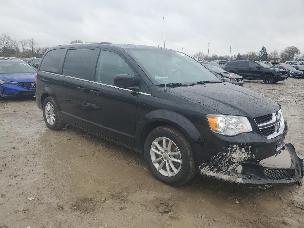 2018 Dodge Caravan - Image 4