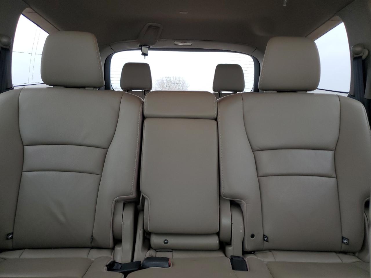 2016 Honda Pilot - Image 10