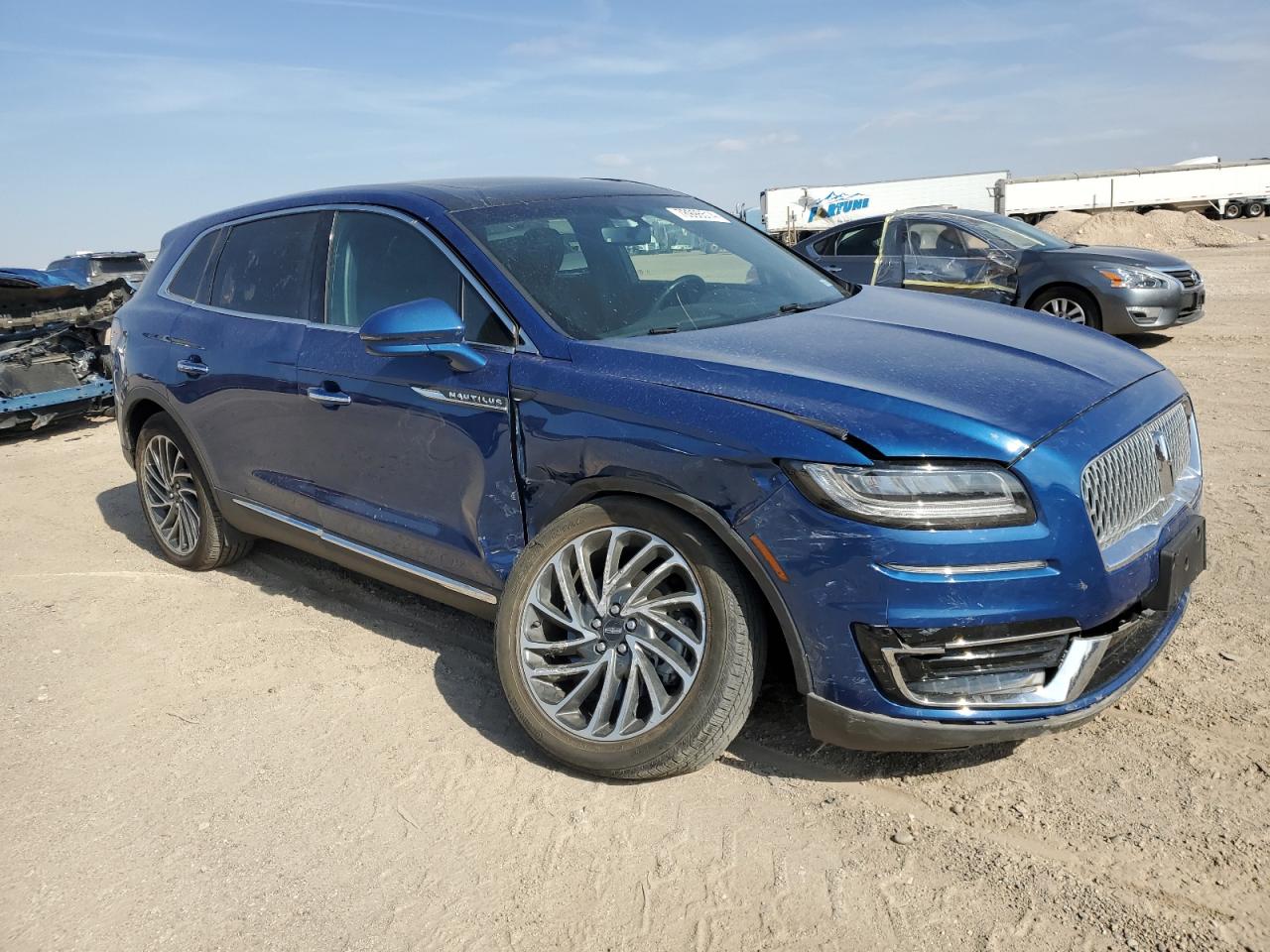 2020 Lincoln Nautilus - Image 4