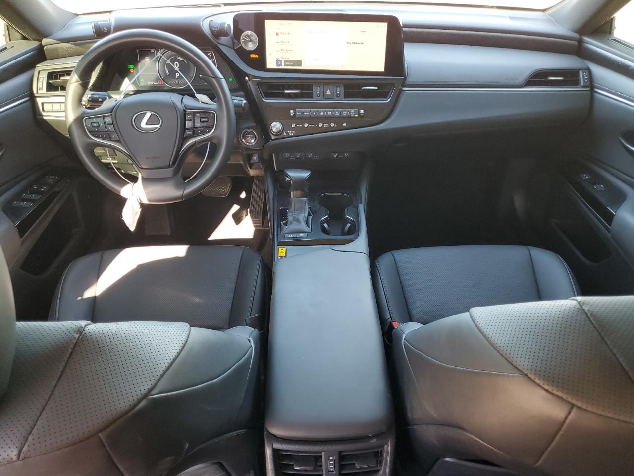 2024 Lexus ES - Image 8