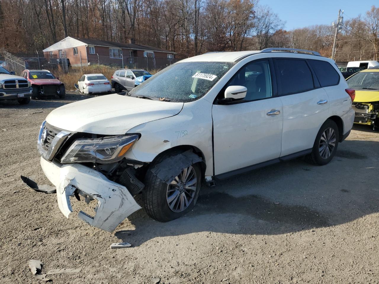 2020 Nissan Pathfinder - Image 1