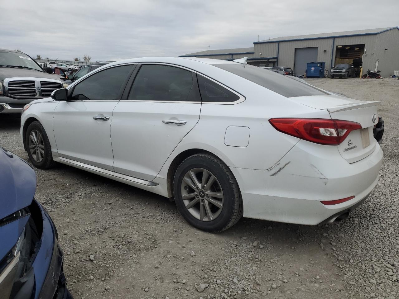 2017 Hyundai Sonata - Image 2