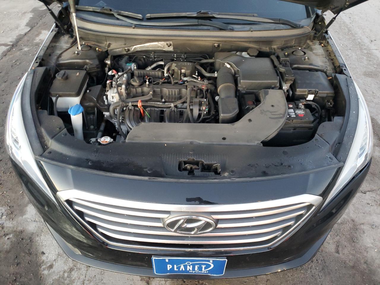 2015 Hyundai Sonata - Image 11