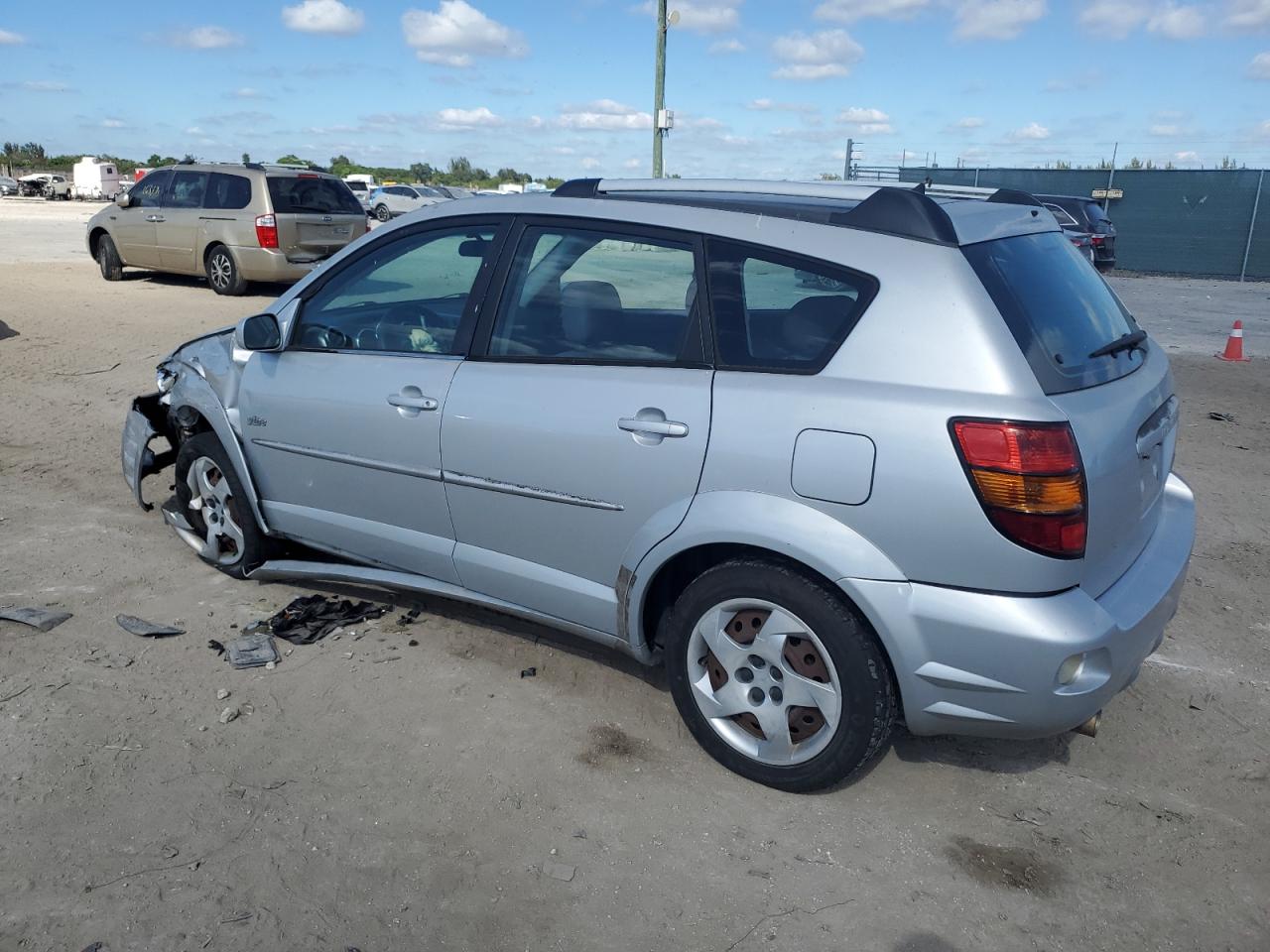 2005 Pontiac Vibe VIN: 5Y2SL63895Z425336 Lot: 82518574