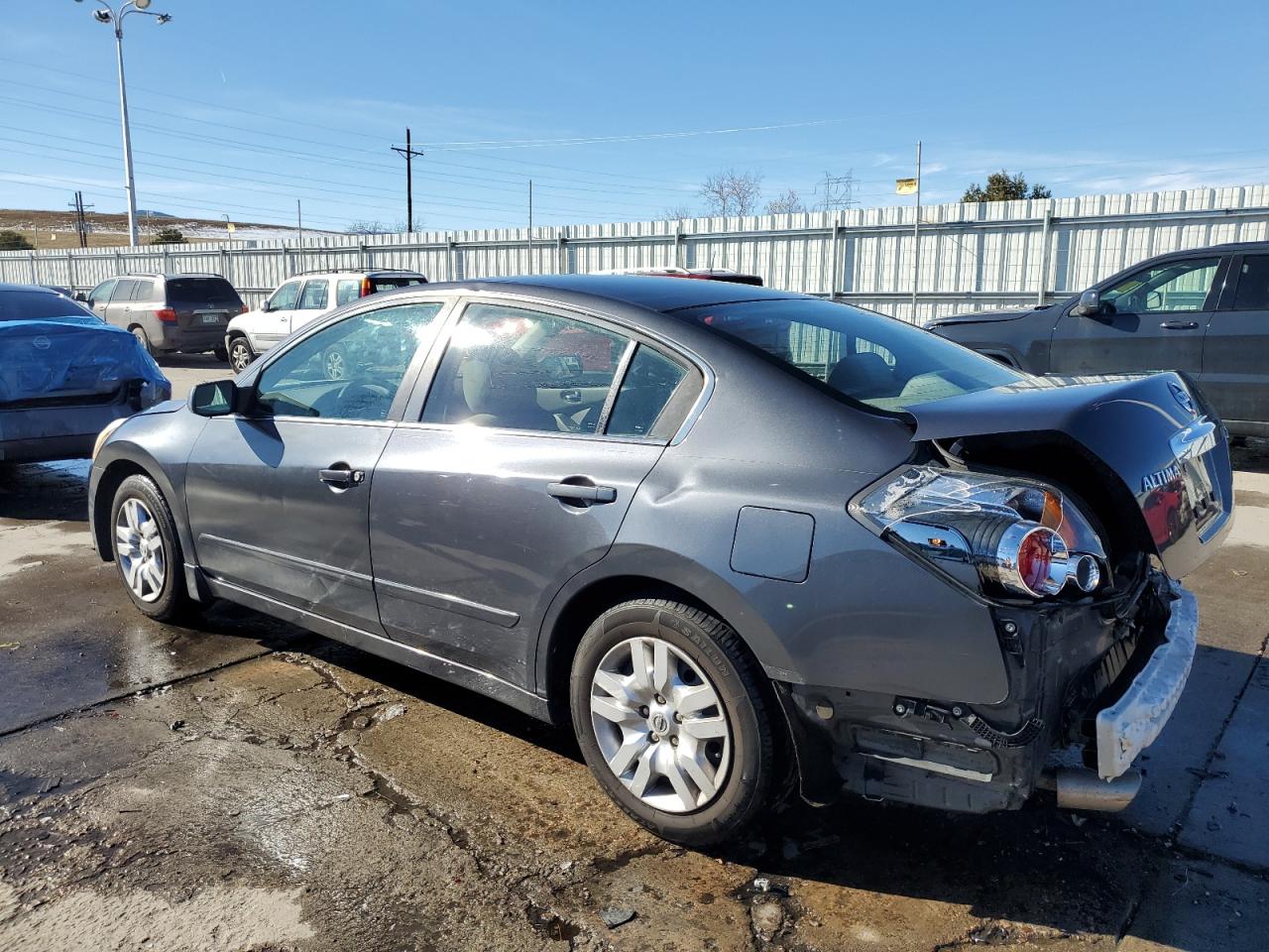 2012 Nissan Altima - Image 2