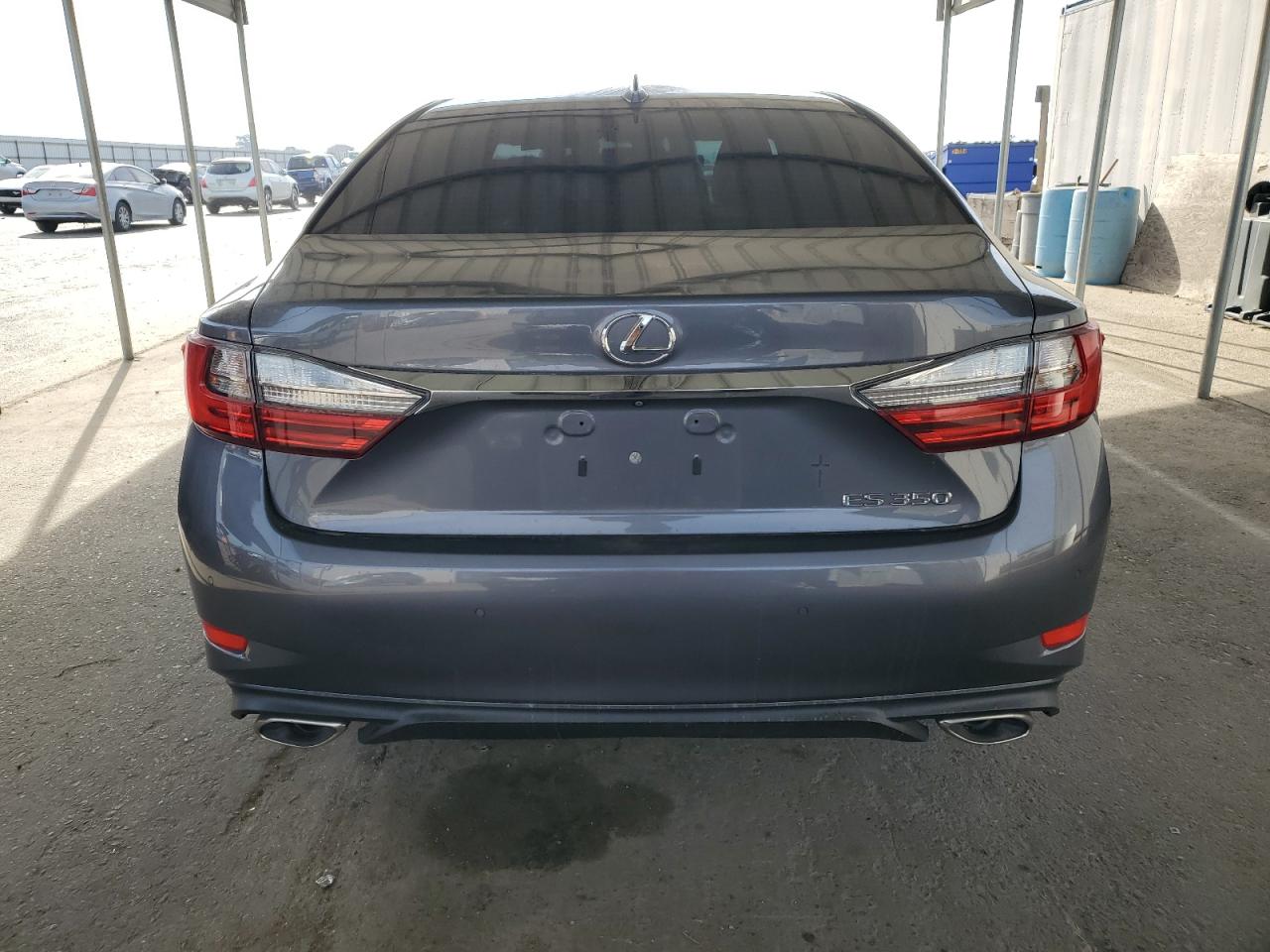 2016 Lexus ES - Image 6