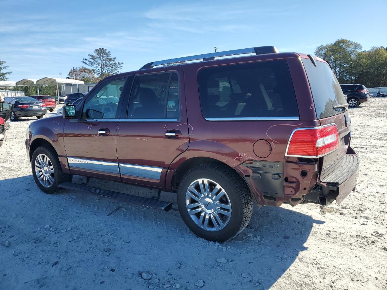 2010 Lincoln Navigator - Image 2