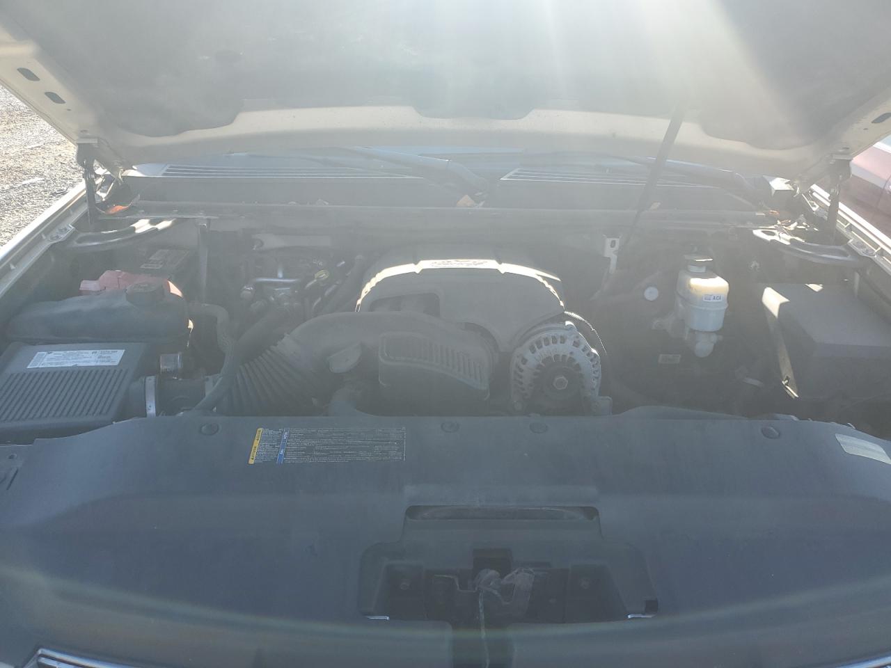 2008 Cadillac Escalade - Image 12