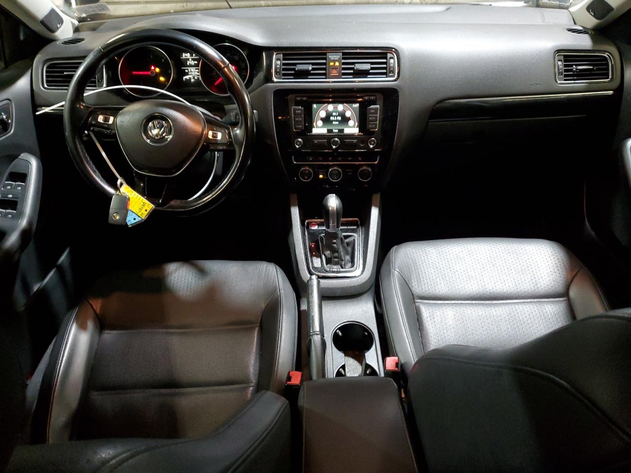 2015 Volkswagen Jetta - Image 8