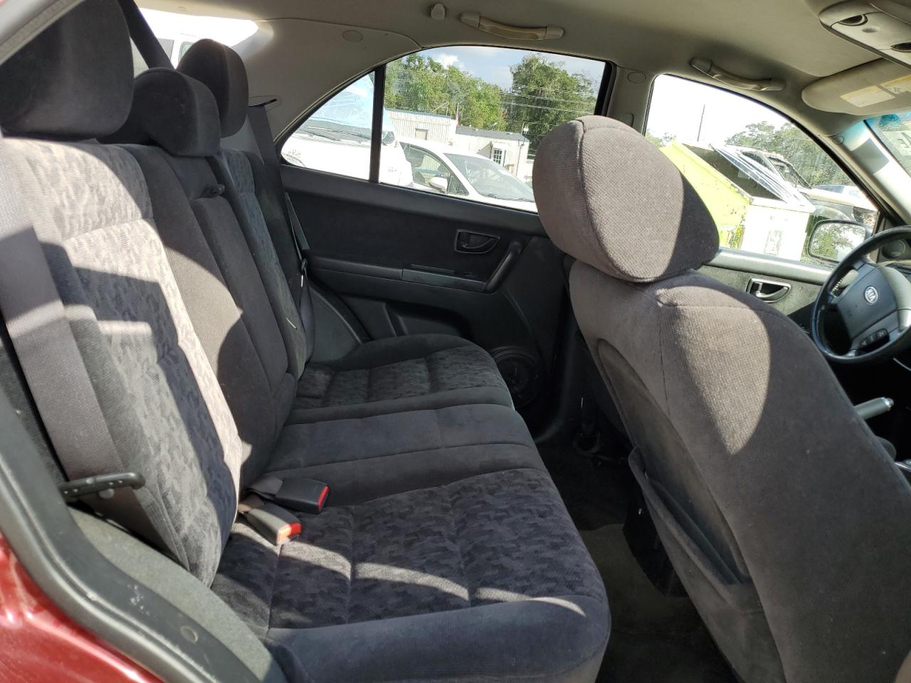 2007 Kia Sorento - Image 11