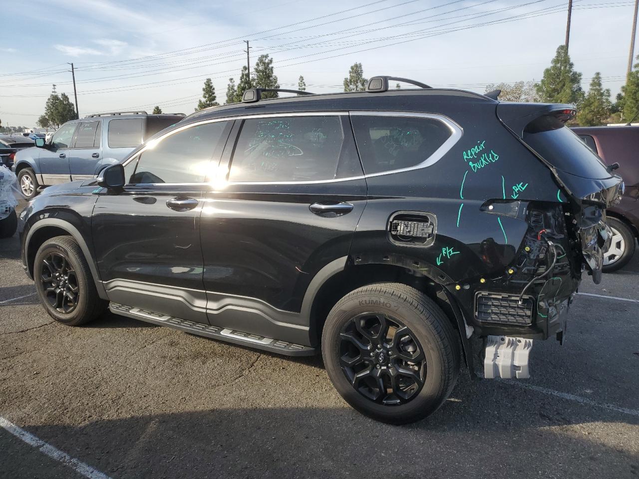 2023 Hyundai Santa Fe - Image 2
