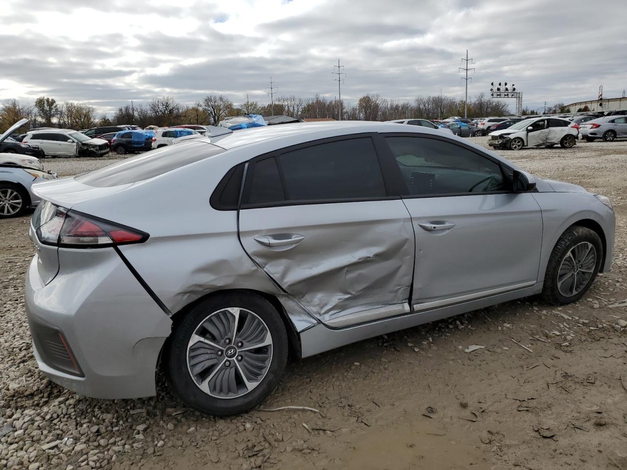 2022 Hyundai IONIQ - Image 3