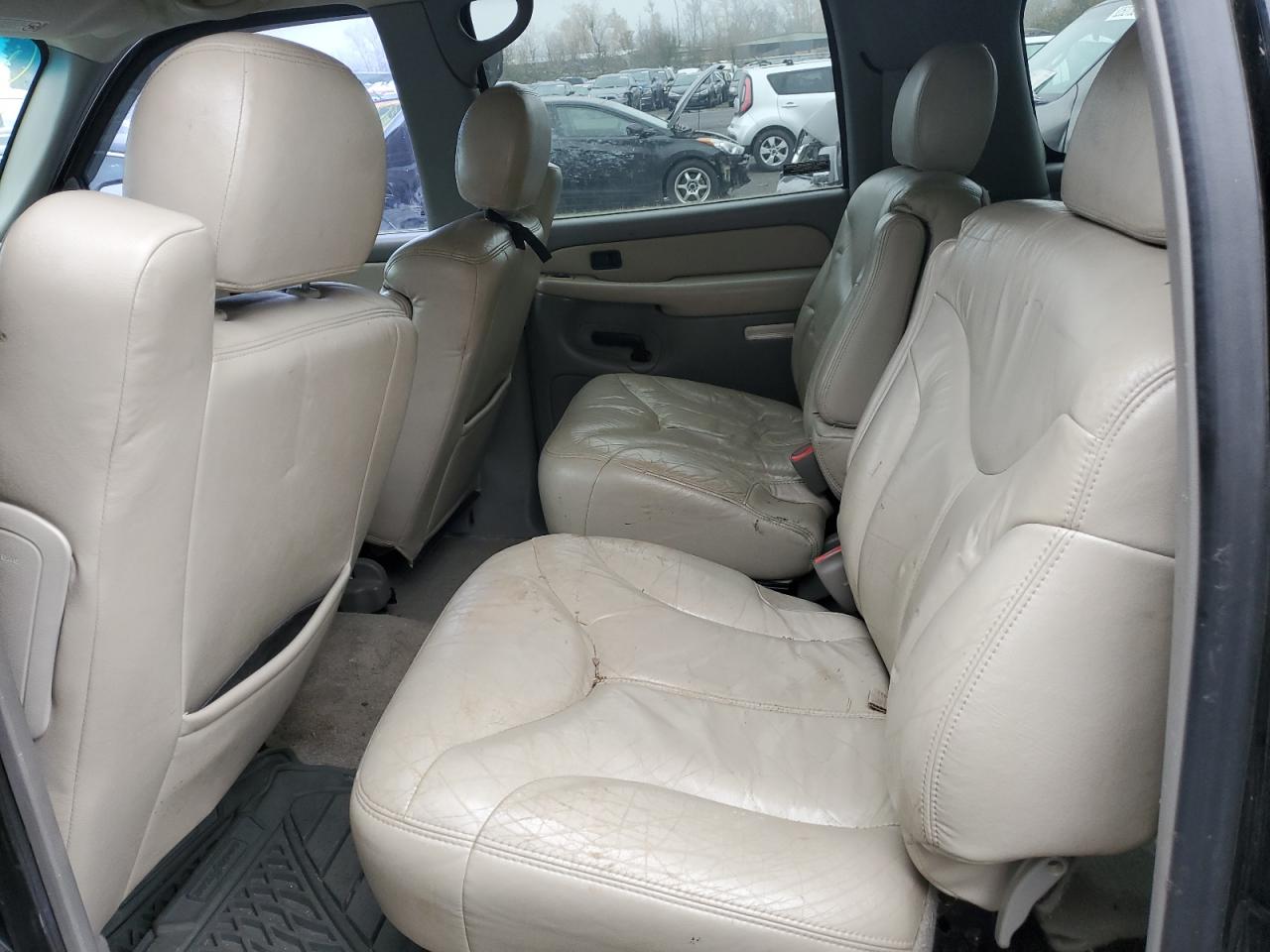 2000 GMC Yukon - Image 10