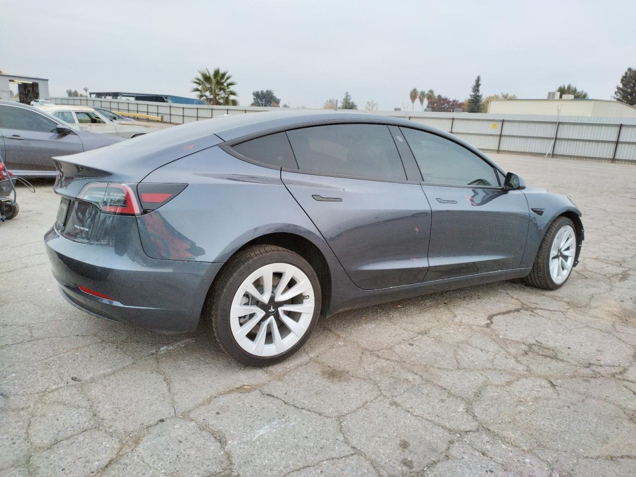 VIN 5YJ3E1EB3NF298325 2022 TESLA MODEL 3 no.3