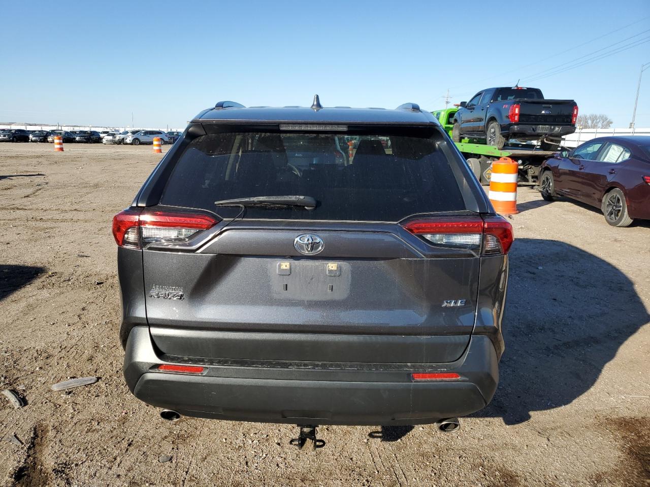 JTMW1RFV9KD033881 2019 Toyota Rav4 Xle