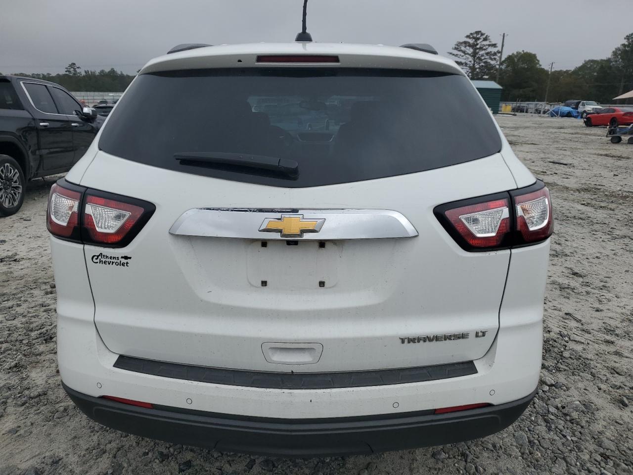 2016 Chevrolet Traverse - Image 6