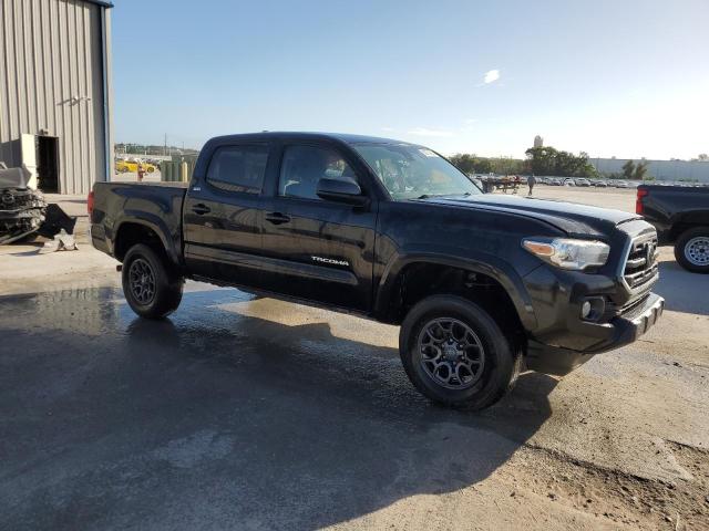  TOYOTA TACOMA 2018 Czarny