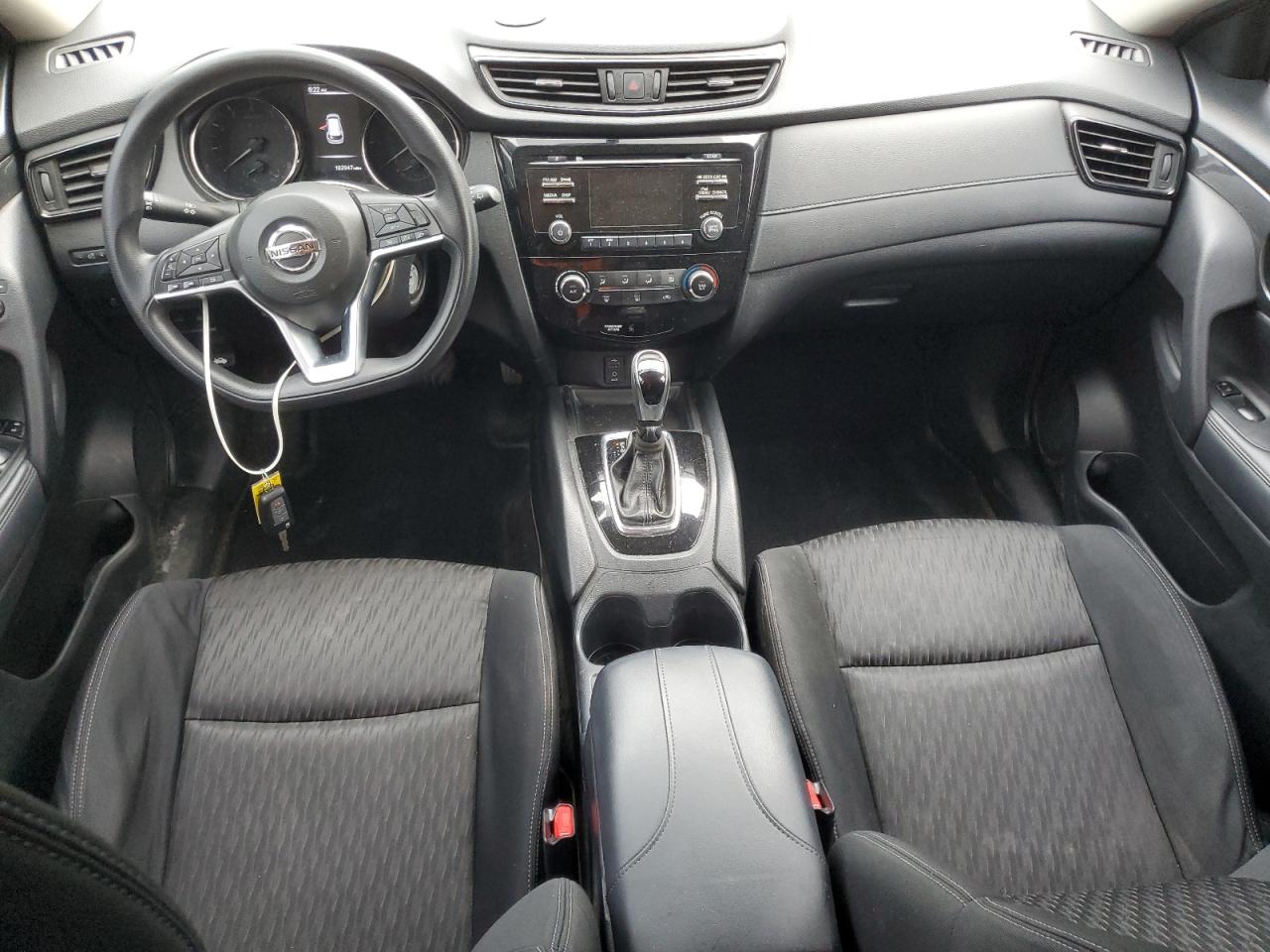 2017 Nissan Rogue - Image 8