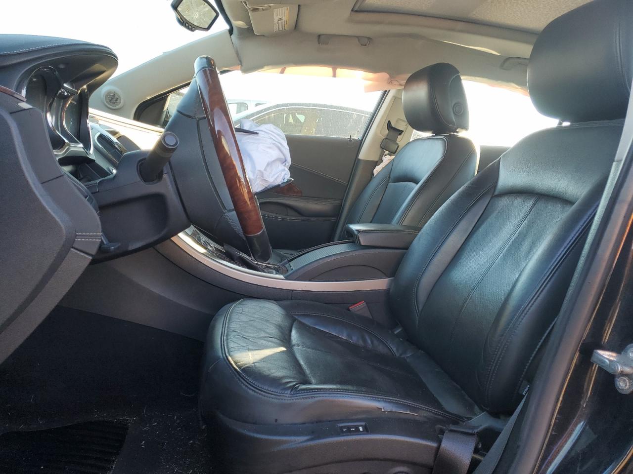 2011 Buick LaCrosse - Image 7