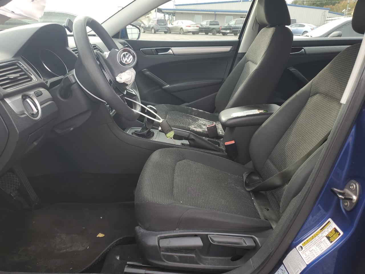 2016 Volkswagen Passat - Image 7