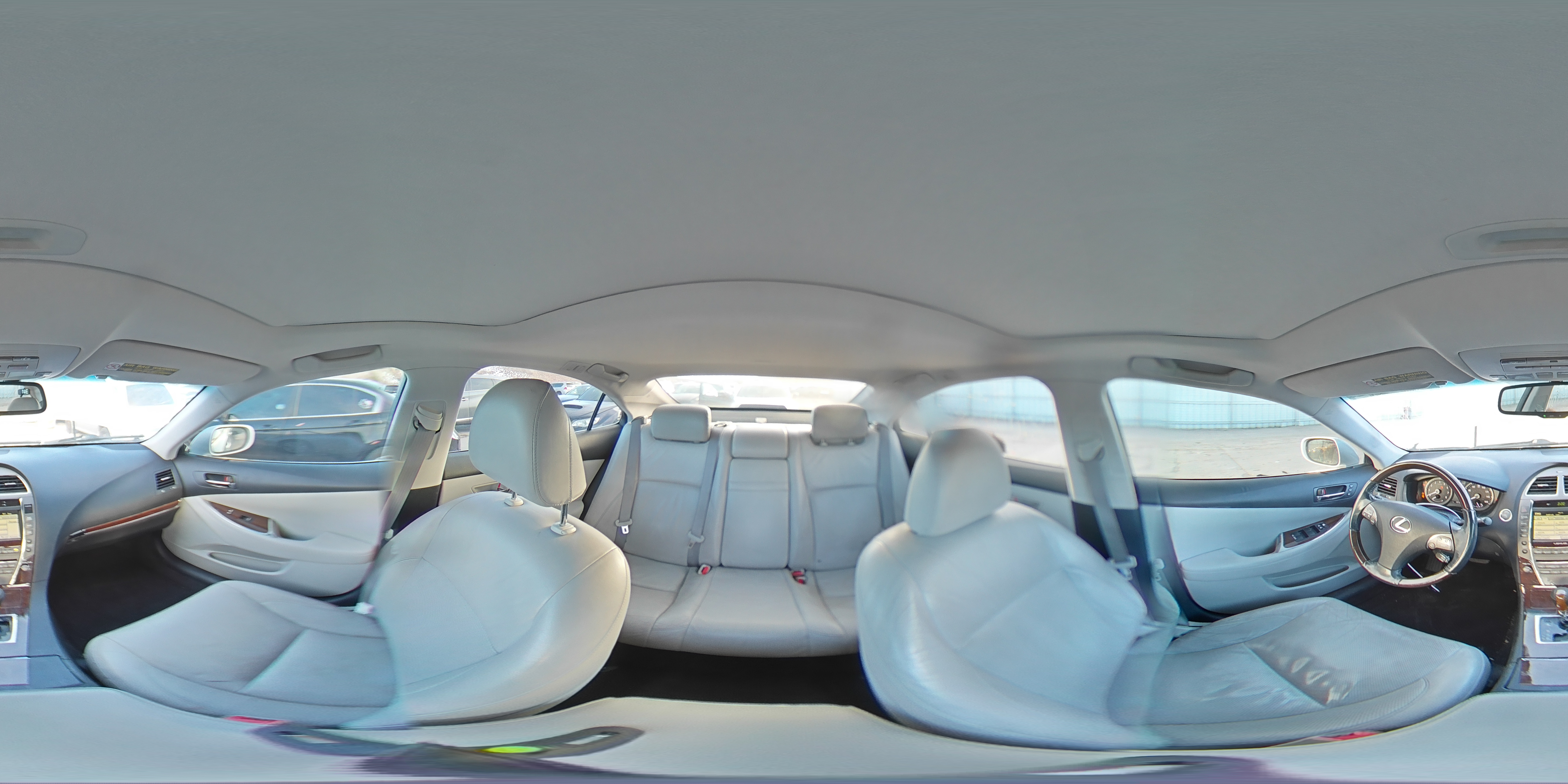 2010 Lexus ES - Image 13
