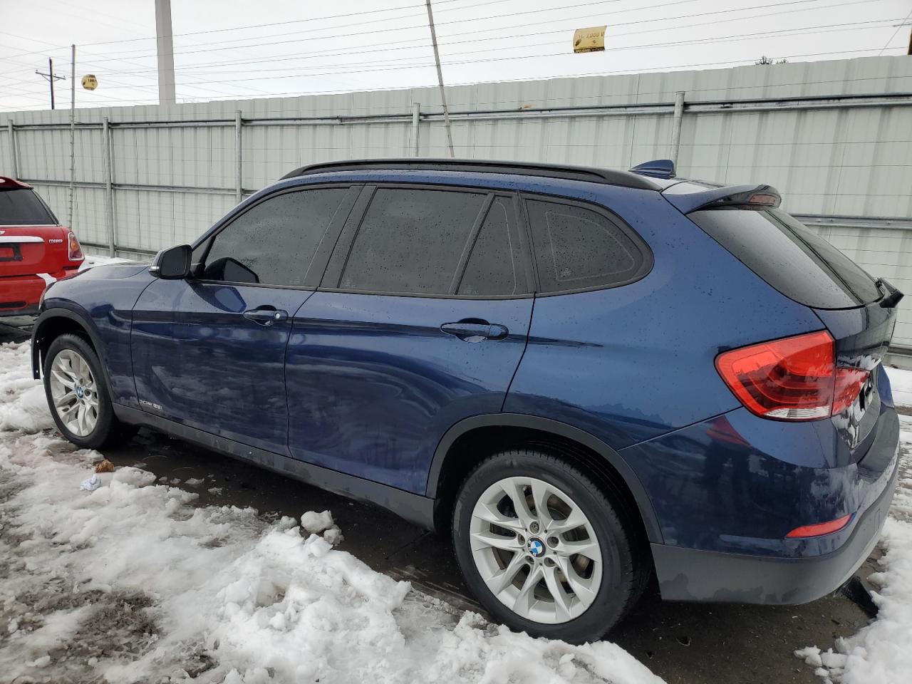 2015 BMW X1 - Image 2