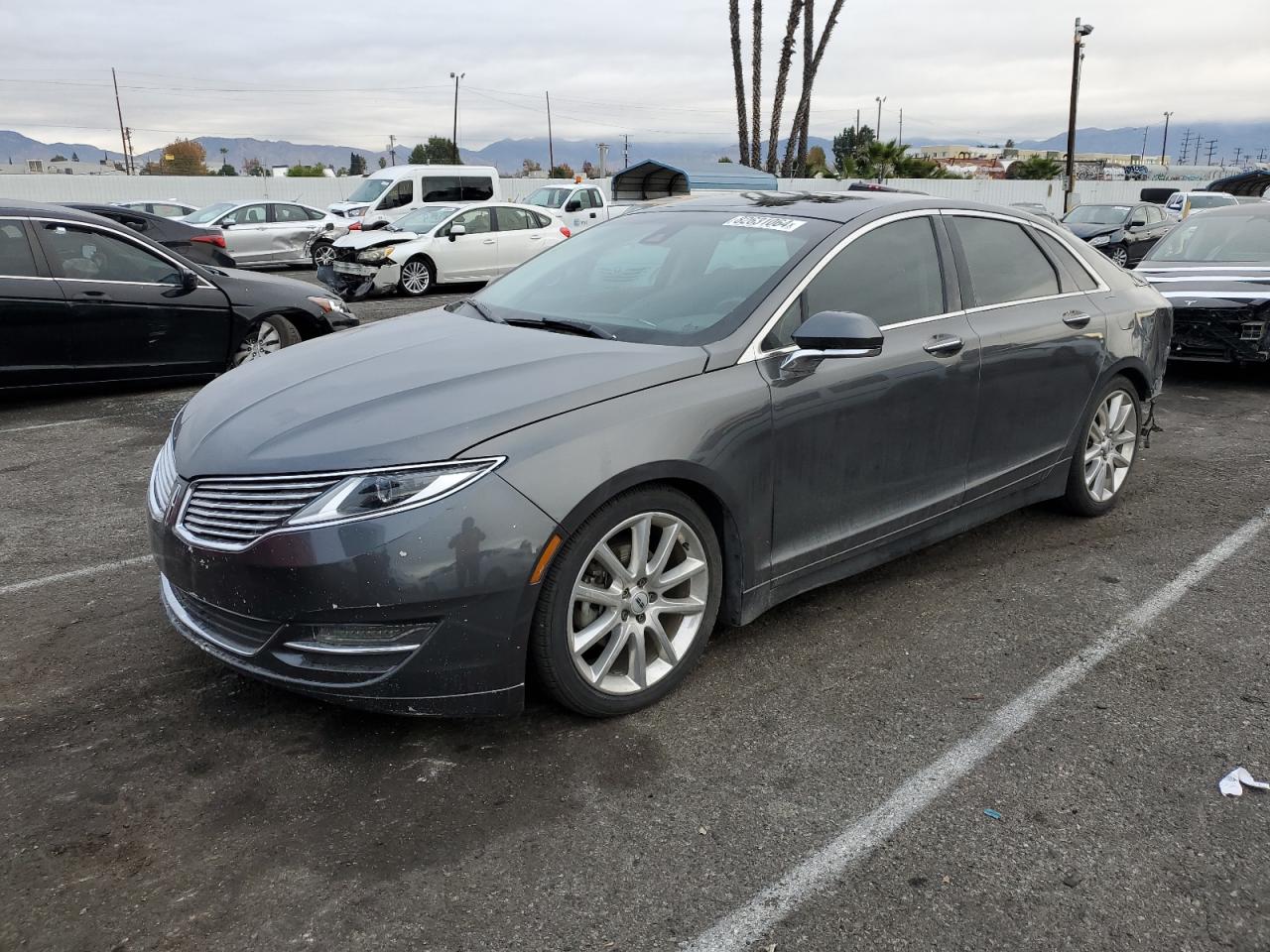 VIN 3LN6L2LU4GR603616 2016 LINCOLN MKZ no.1