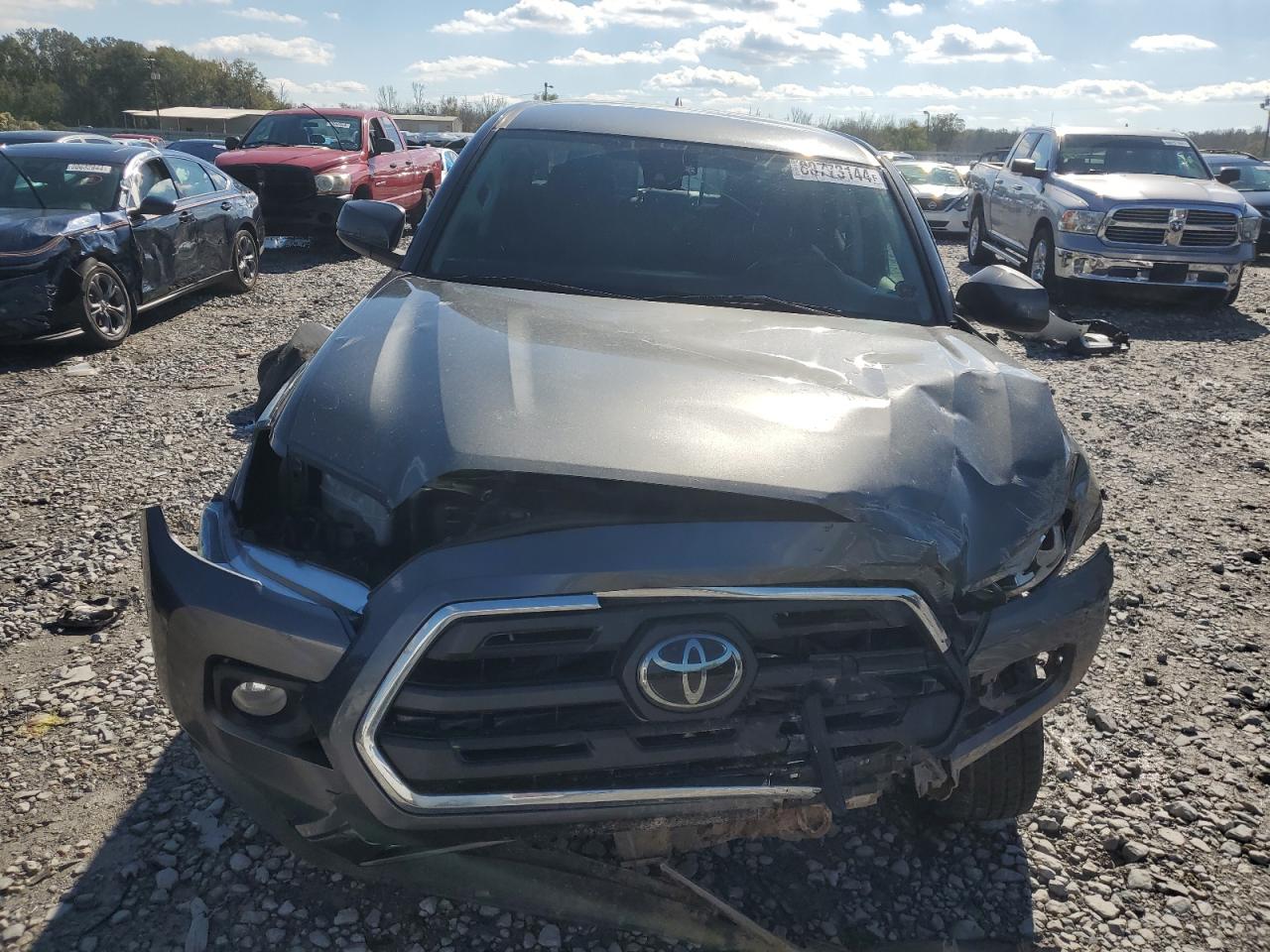 2019 Toyota Tacoma - Image 5