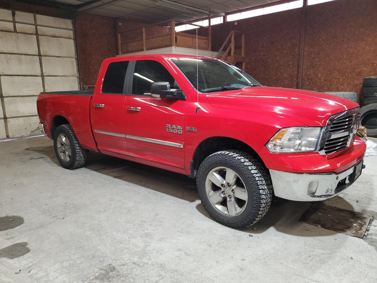 2016 RAM 1500 - Image 4