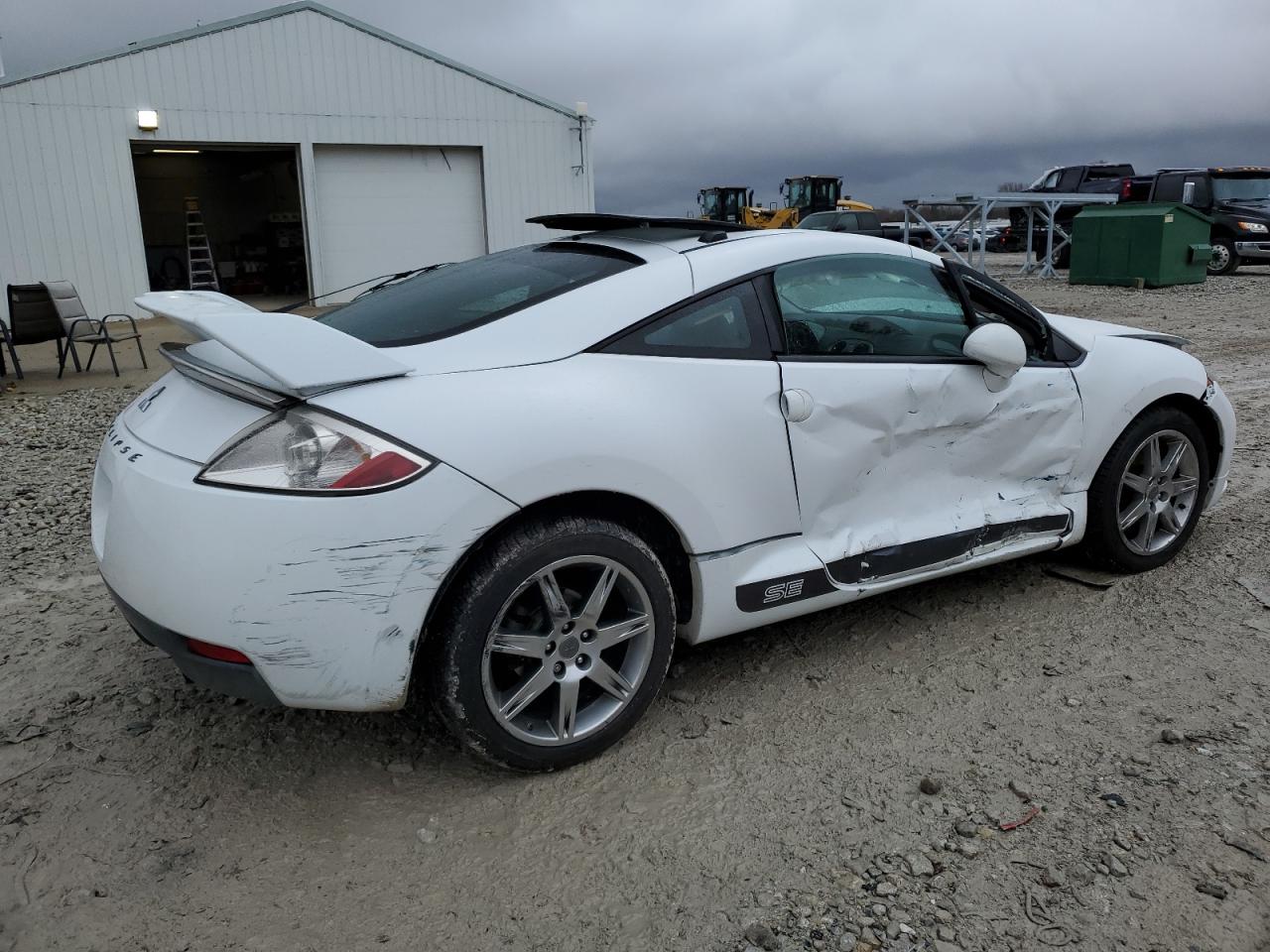 2008 Mitsubishi Eclipse - Image 3