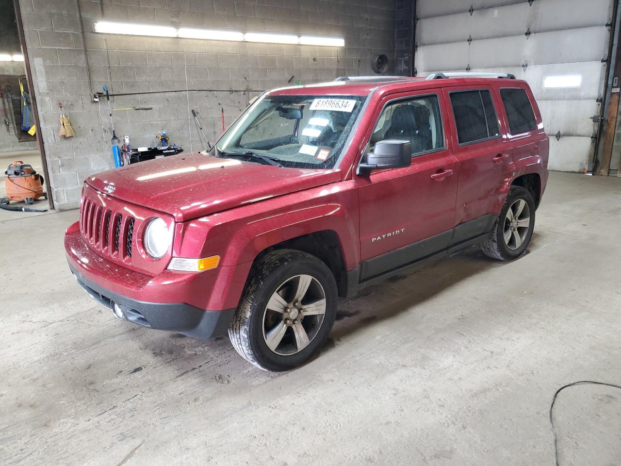 VIN 1C4NJRFB5GD746589 2016 JEEP PATRIOT no.1