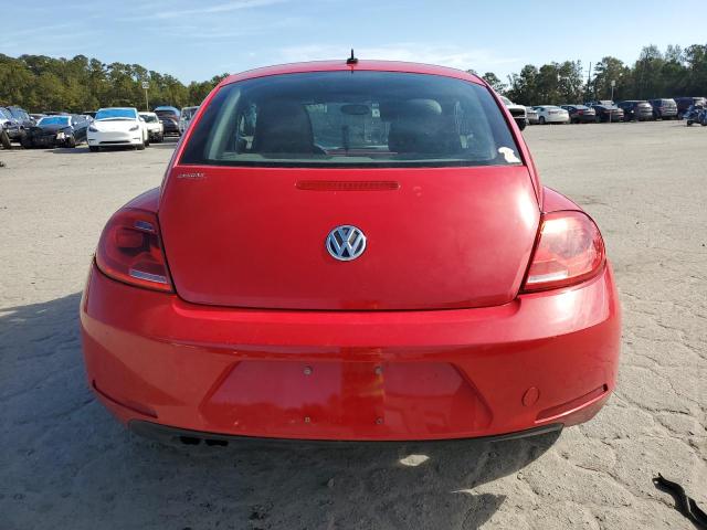  VOLKSWAGEN BEETLE 2012 Червоний